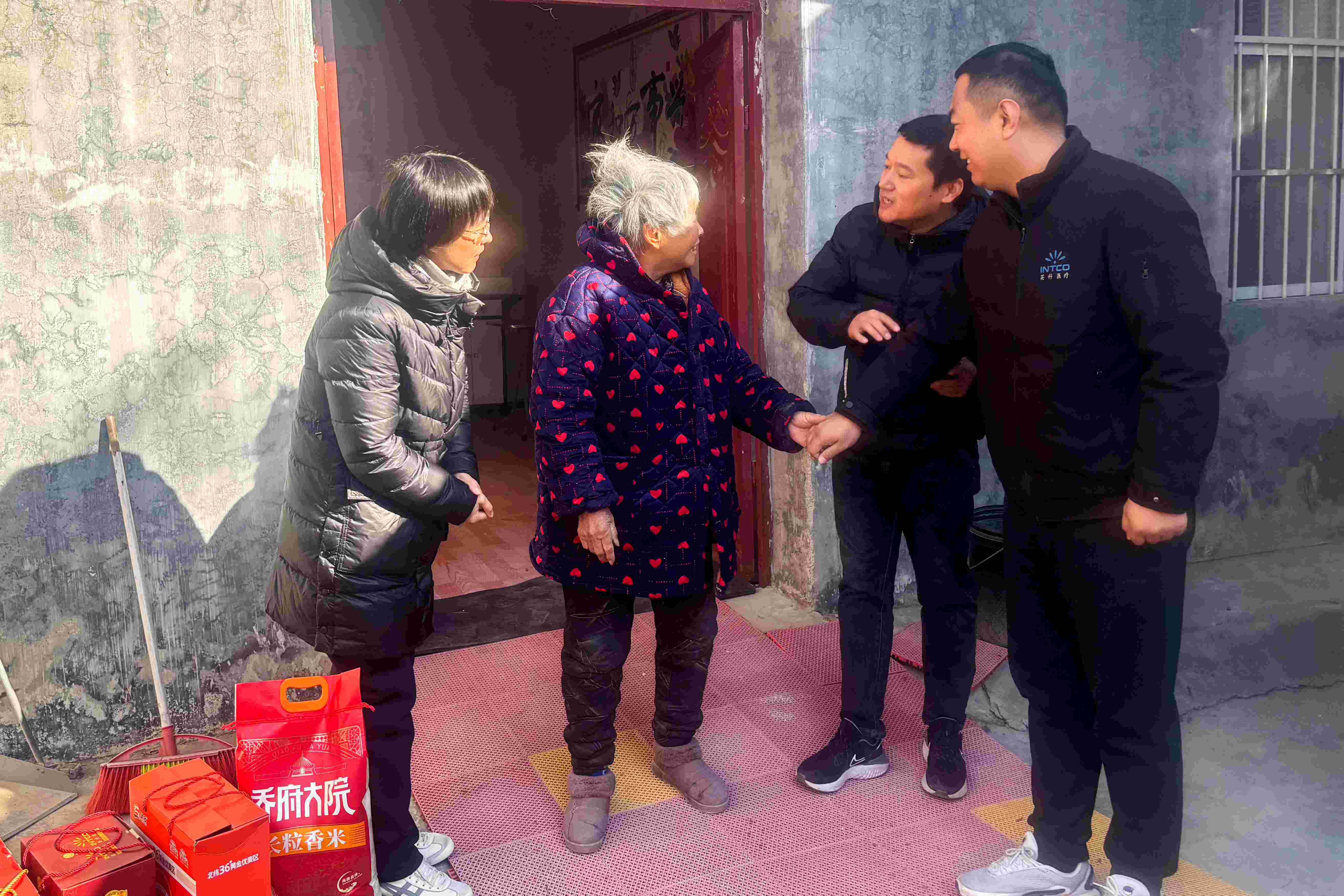 安徽NG28医疗开展春节走访慰问活动